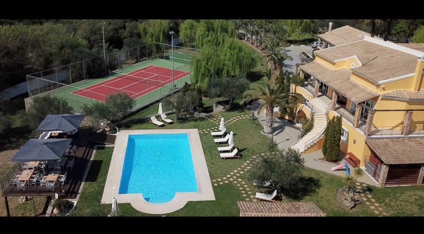 9 bedroom luxury Villa for sale in Corfu with private pool 1