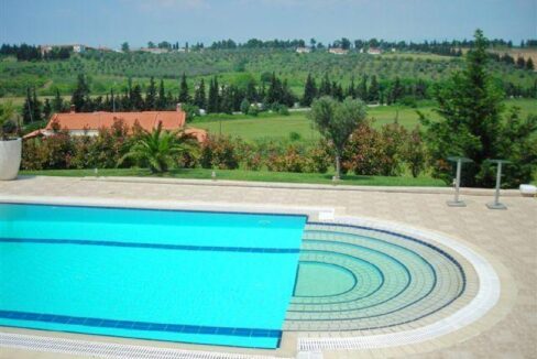 Villa with Pool For Rent Halkidiki Greece 08