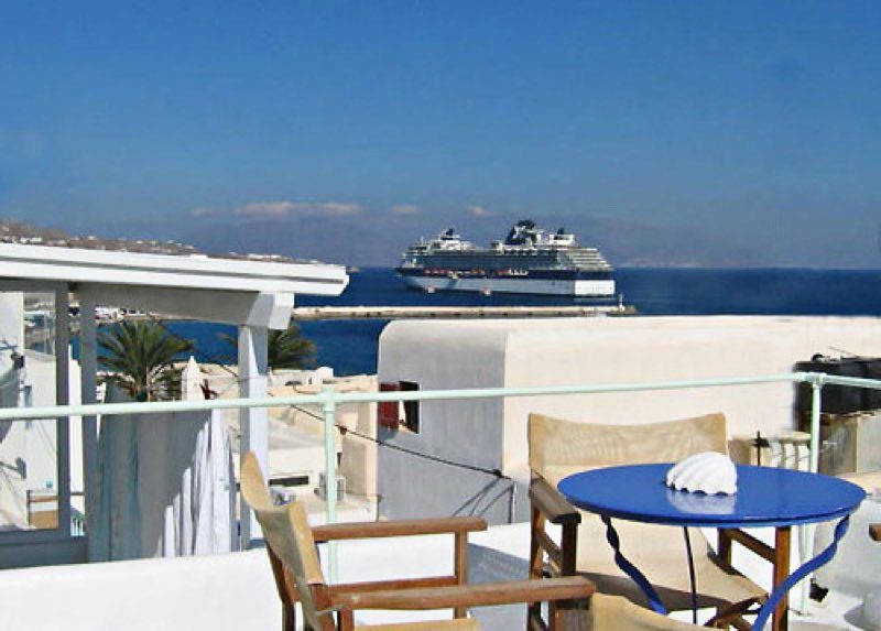 Small Traditional Apartments Hotel In Mykonos Town Center