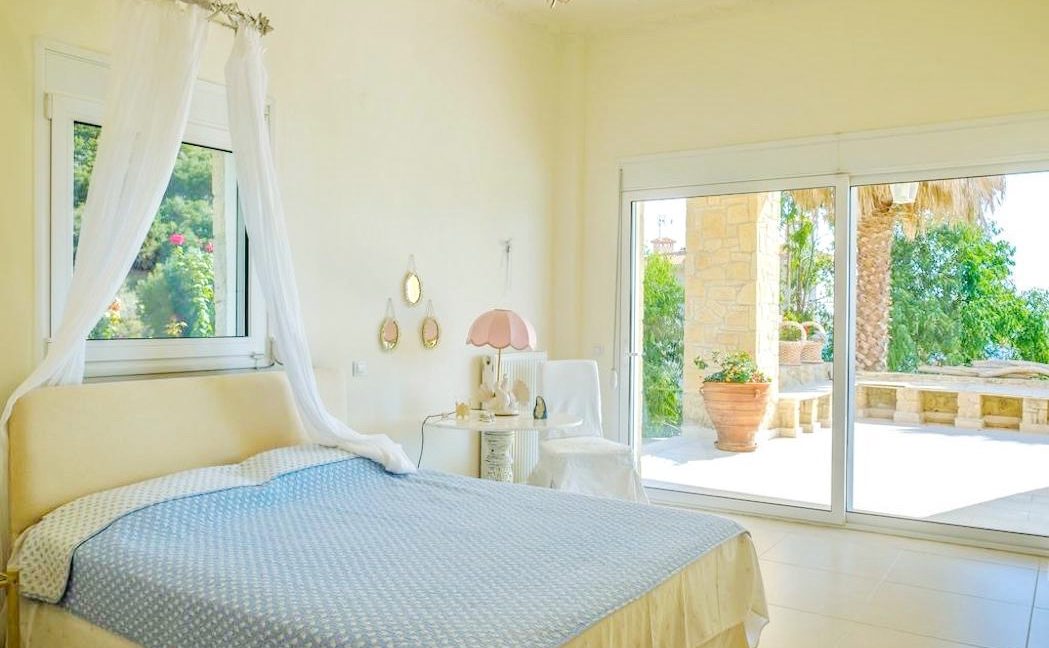 Beautiful beachfront Villa at Halkidiki, Kassandra Halkidiki, Skioni, Halkidiki Properties, Seafront Villa Halkdidiki Greece 24