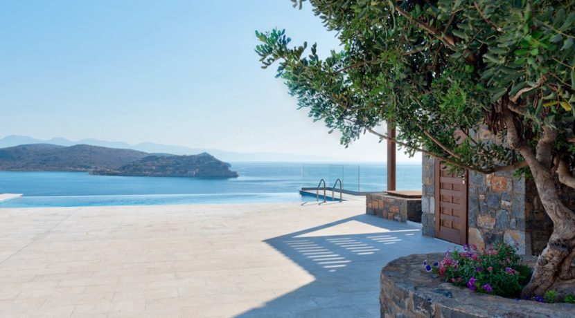 Big Villa with Direct Sea Access at Elounda Crete, Luxury Greek Villas 27