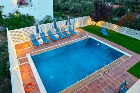 Villa of 5 Holiday apartments in Crete. Properties in Crete. Business in Crete 10