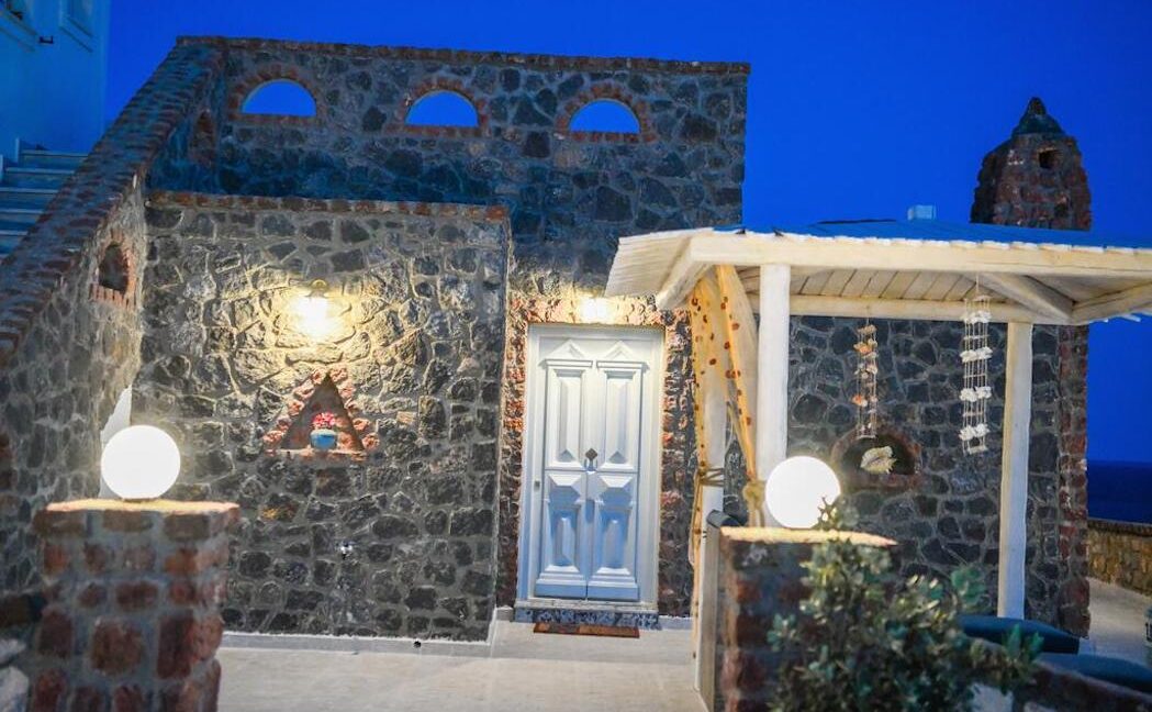 Beachfront Villa Santorini, Property in Santorini by the sea 13