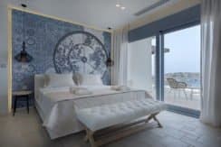 Luxury Seafront Villa for sale in Crete 2