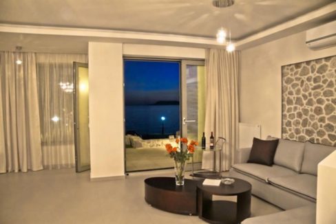 A beach front villa in Crete with sea view 15