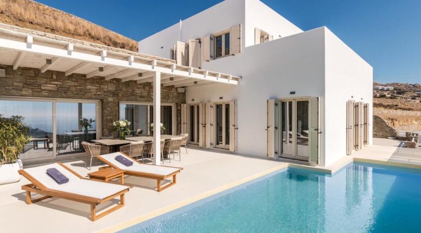 Prime Location Mykonos Villa for Sale, Elia Beach 17