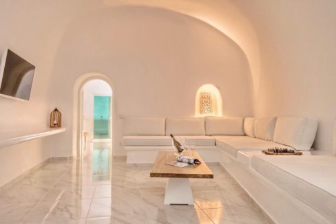 Villa For Sale in Santorini Island 4