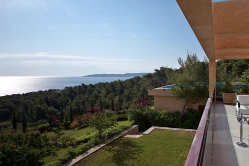 Seafront Villa Porto Heli, Peloponnese. Luxury property for sale Peloponnese, Peloponnese property for sale, Greece property for sale by the beach 13