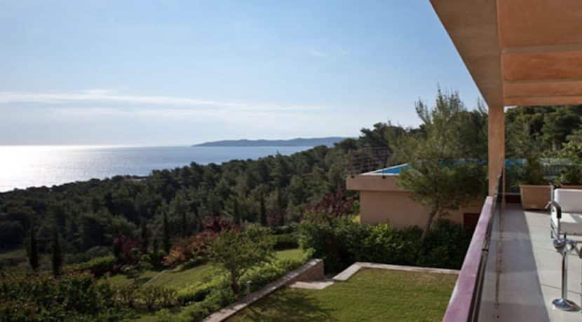 Seafront Villa Porto Heli, Peloponnese. Luxury property for sale Peloponnese, Peloponnese property for sale, Greece property for sale by the beach 13