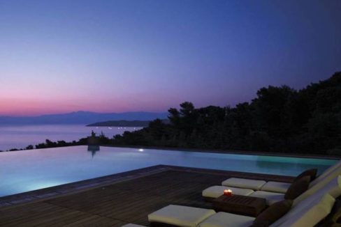 Seafront Villa Porto Heli, Peloponnese. Luxury property for sale Peloponnese, Peloponnese property for sale, Greece property for sale by the beach 18