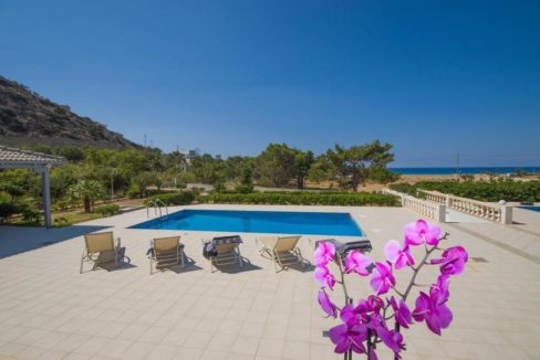 Seafront Villa near Ierapetra in Crete. Crete property for sale or rent 6