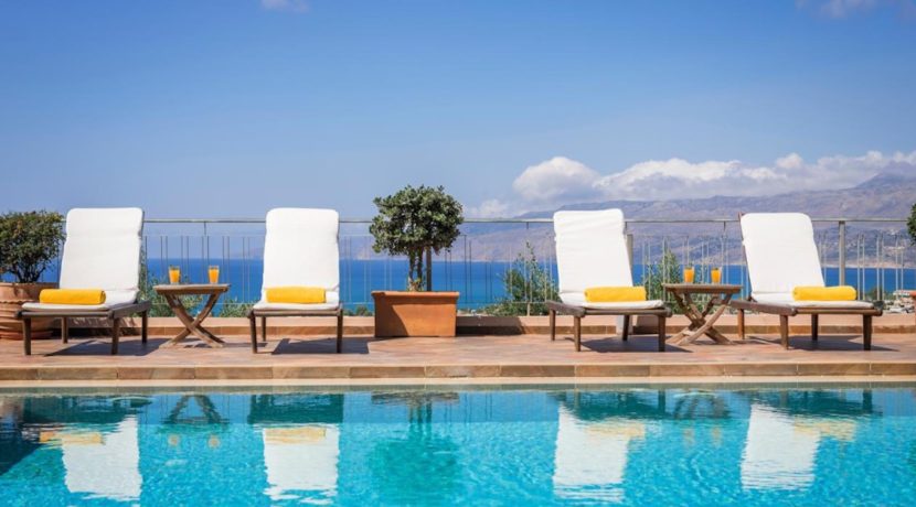 2 Luxury Villas for sale in Chania Crete, Property for sale in Crete, Property for sale in Crete Chania, Villas in Crete for sale near the sea 36