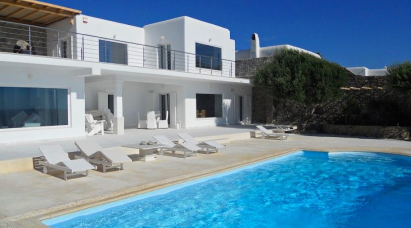 Mykonos Villa in Aleomandra, Agios Ioannis Diakoftis FOR SALE. Mykonos Villas for Sale, Luxury Villas in Mykonos for Sale, Property in Mykonos for Sale 1