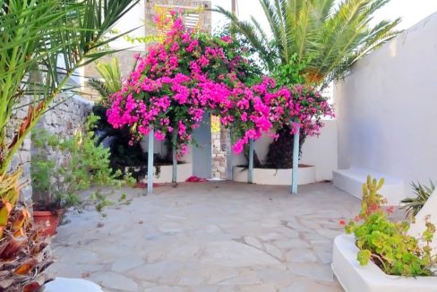 Traditional 2 levels Villa with sea view in Mykonos Center. Mykonos Chora Property for Sale, Mykonos Center House for Sale 3