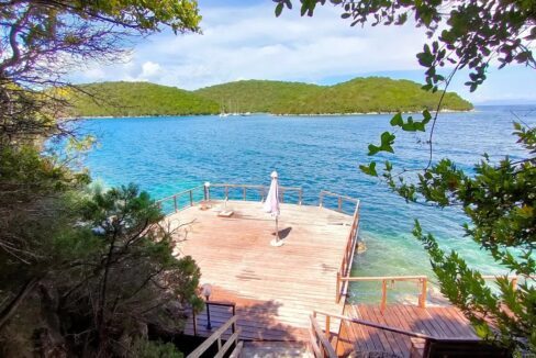 Waterfront villa in Ionio Greece, Seafront Property Sivota near Corfu 15