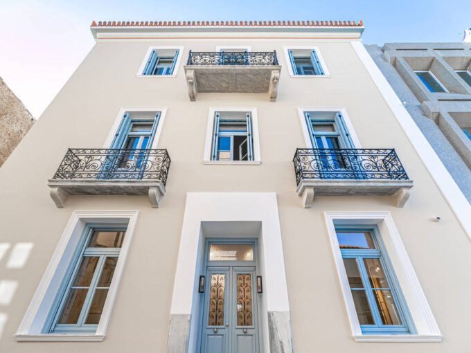 12 room luxury House for sale in Acropolis:Plaka, Athens, Property in Acropolis Athens, Luxury Estate in Acropolis Athens, Luxury villa in Athens Center