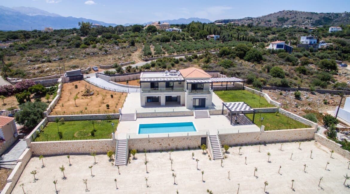 Crete Property, Property in CRETE FOR SALE - Crete Real Estate