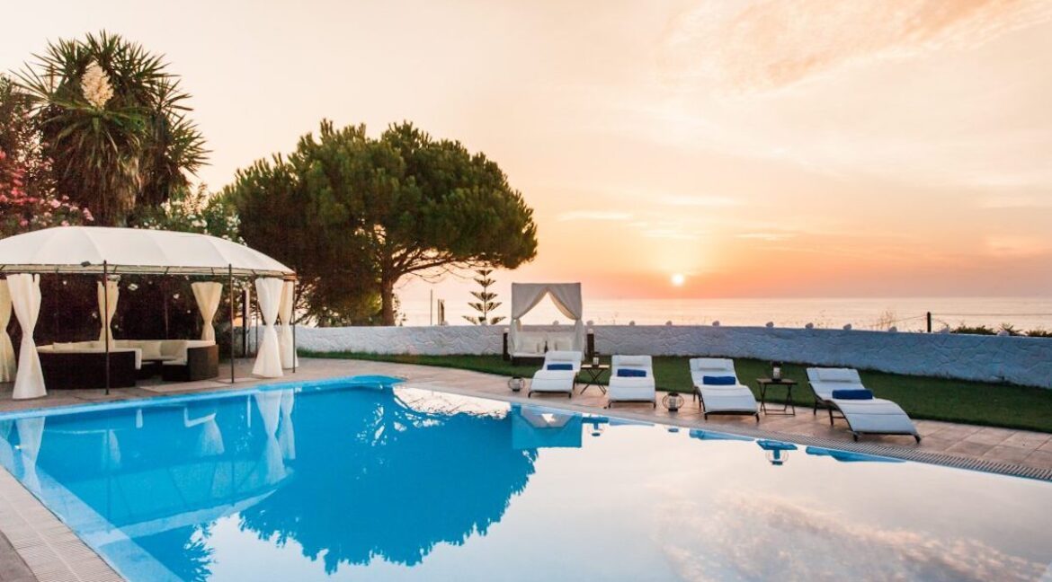Seafront Property in Corfu, Luxury Villa near the sea 32