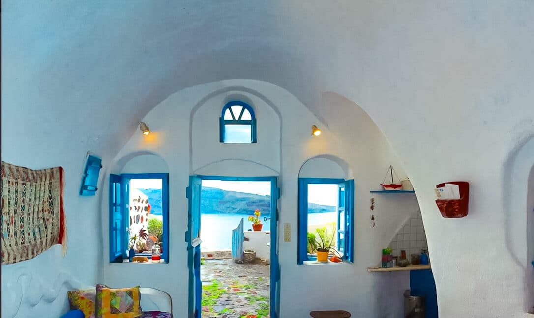 Cave House in Oia Santorini. Cave House at Caldera 25