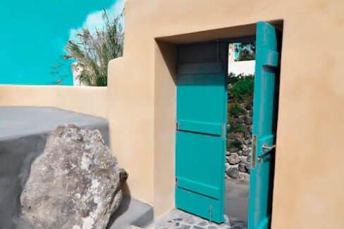 Small Hotel for Sale Finikia Oia Santorini, Hotel Sales Santorini 1