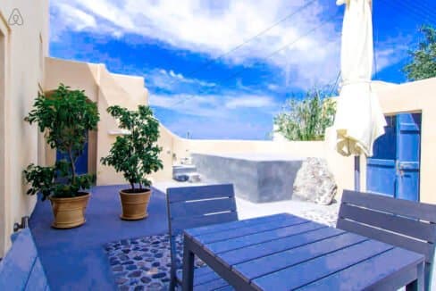 Small Hotel for Sale Finikia Oia Santorini, Hotel Sales Santorini 3