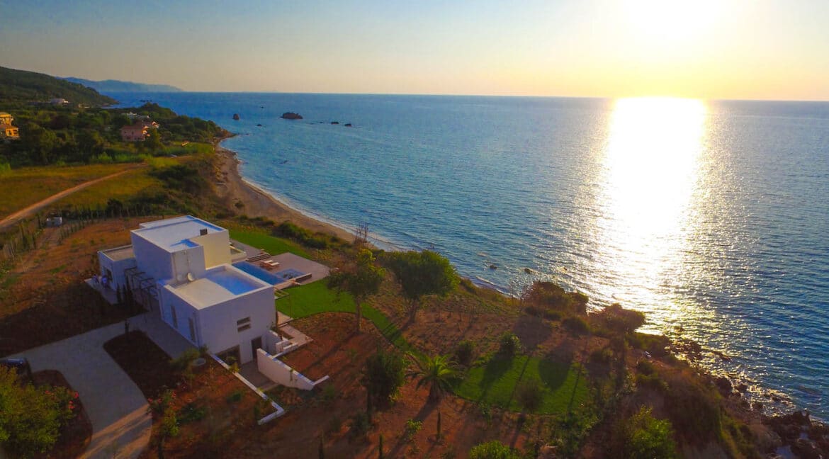 DCIM100Super Waterfront Villa in Corfu Island, Corfu Homes, Property Corfu Greece MEDIADJI_0021.JPG