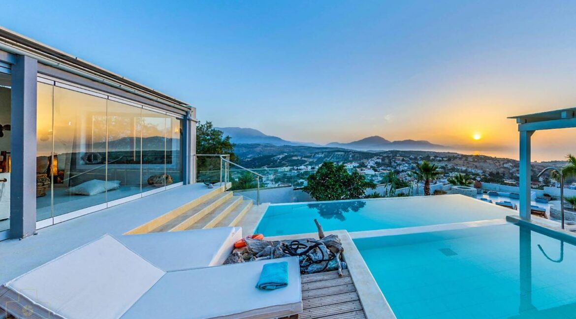 Excellent View Villa in south Crete - Greek Exclusive Properties, Real