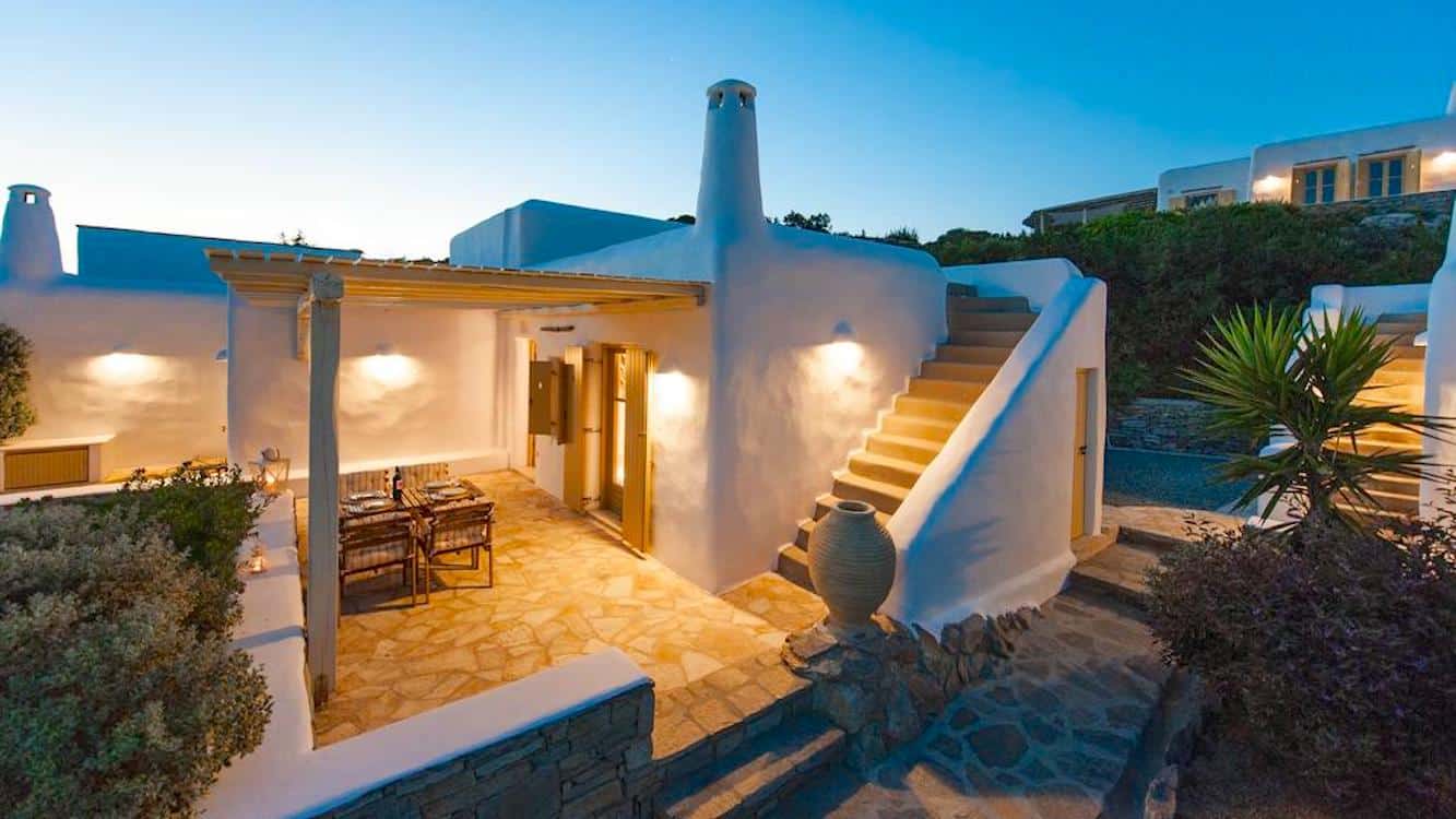 villas for rent in paros greece