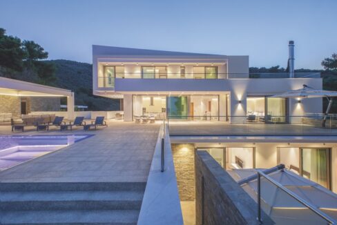 Luxury Seafront Property in Skiathos Greece. Hyperlux Seafront Villa in Greece 15