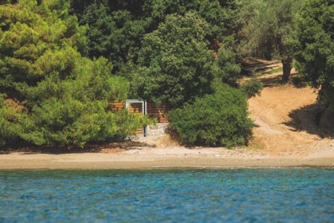 Luxury Seafront Property in Skiathos Greece. Hyperlux Seafront Villa in Greece 19