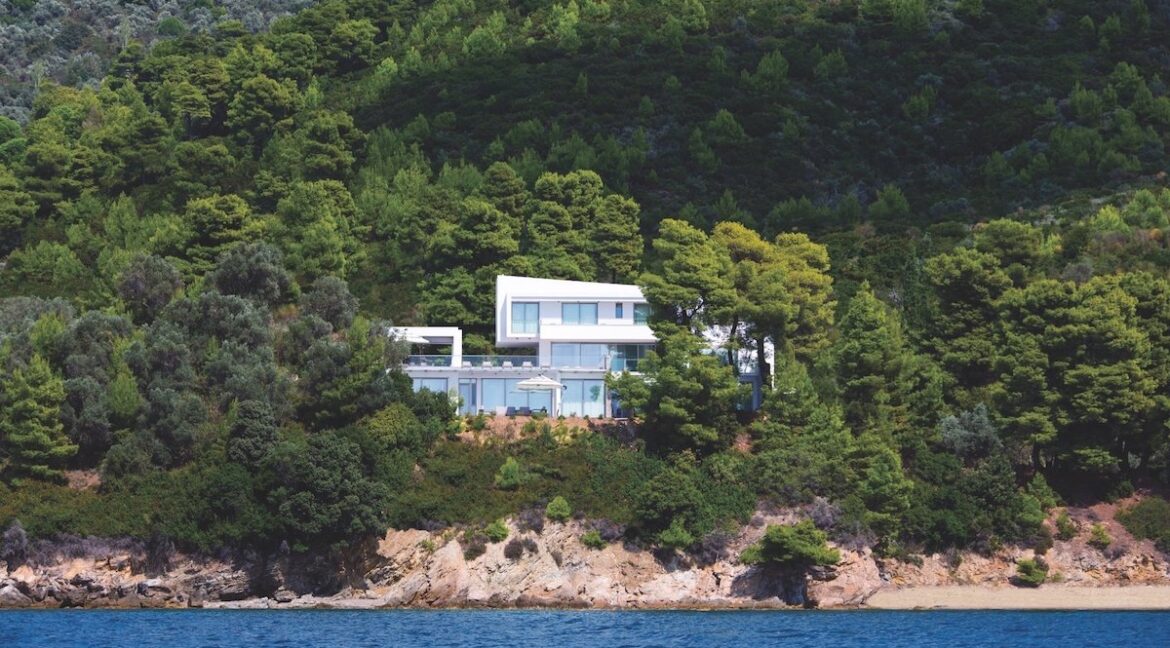 Luxury Seafront Property in Skiathos Greece. Hyperlux Seafront Villa in Greece 20