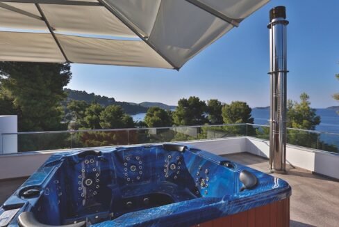 Luxury Seafront Property in Skiathos Greece. Hyperlux Seafront Villa in Greece 7