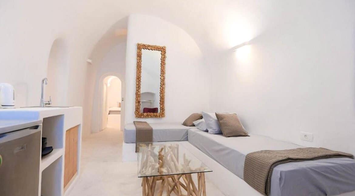 Cave House Santorini Greece for Sale, Akrotiri, Santorini Island Properties. Santorini Greece Real Estate 1