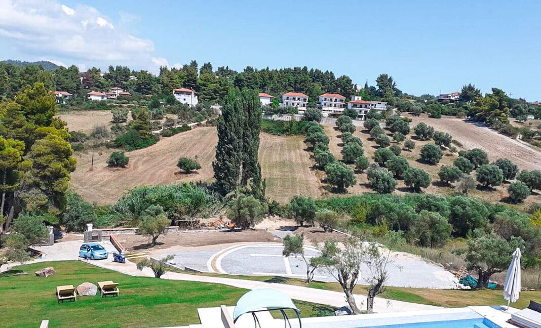 Mansion with helipad in Halkidiki Greece, Luxury Estate in Chalkidiki Greece for sale 1