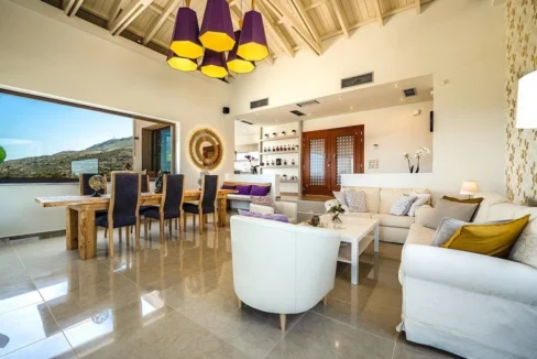 Luxury Villa with a helipad at Chania Crete 15