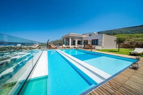Luxury Villa with a helipad at Chania Crete 2