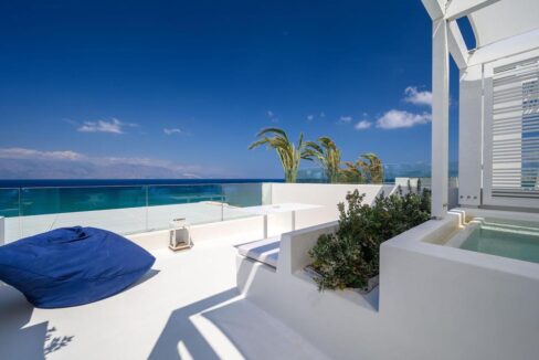 Stunning Big Seafront Villa in Crete Greece 5