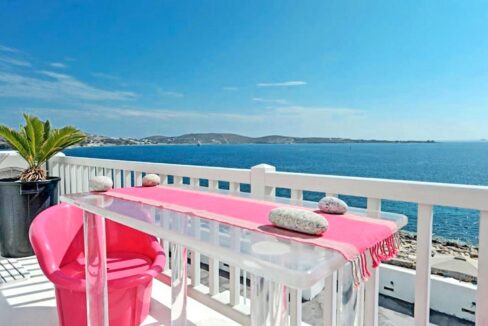 Studio With Roof Terrace In The Heart of Parikia Paros, Apartment with Sea view Paros Greece for Sale 19