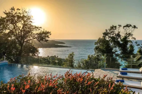 Beachfront Villa in Corfu for sale 3