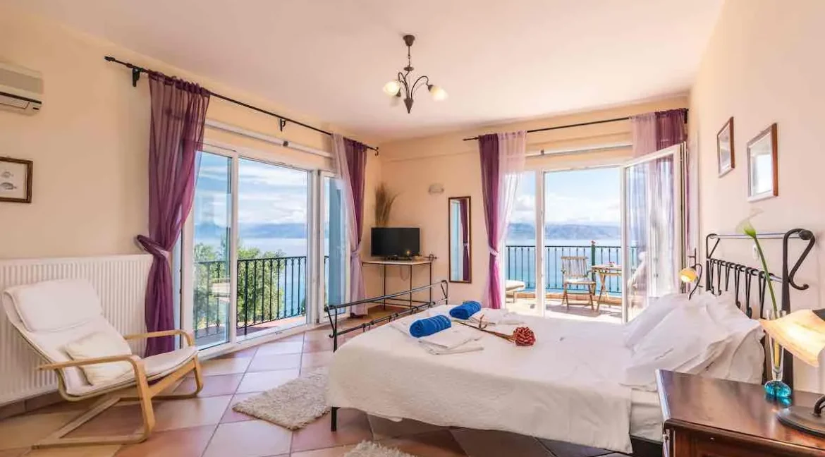 Beachfront Villa in Corfu for sale 7