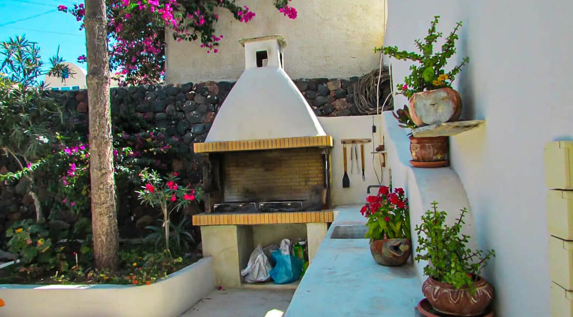 Oia Santorini for sale. Best Properties in Greece 7