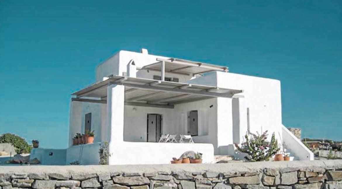 Property near the Sea in Paros. Paros Homes for sale, Paros Properties 2