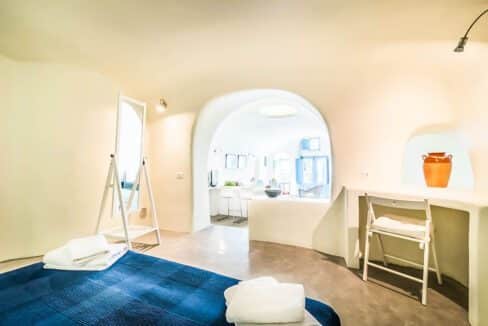 Small Hotel for Sale Finikia Oia Santorini, Hotel Sales Santorini Greece, Santorini Real Estate 5