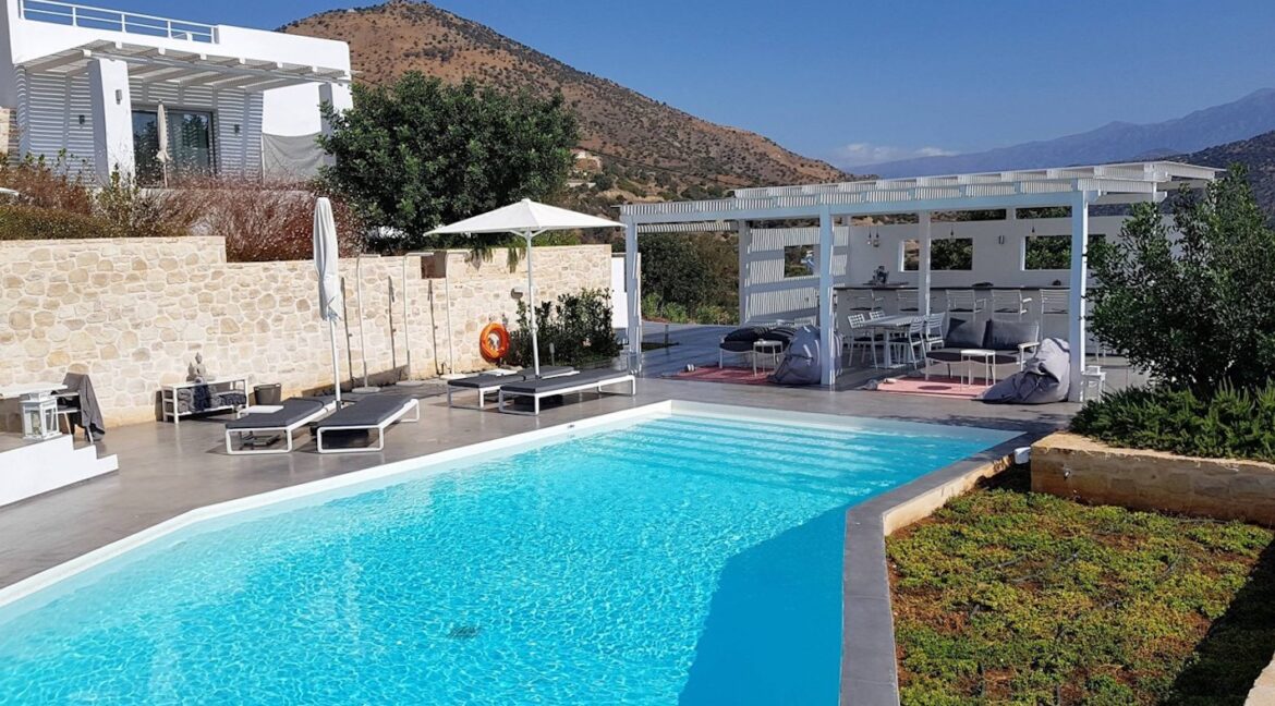 Small complex of 4 houses, Villas for sale South Crete Greece for sale 2