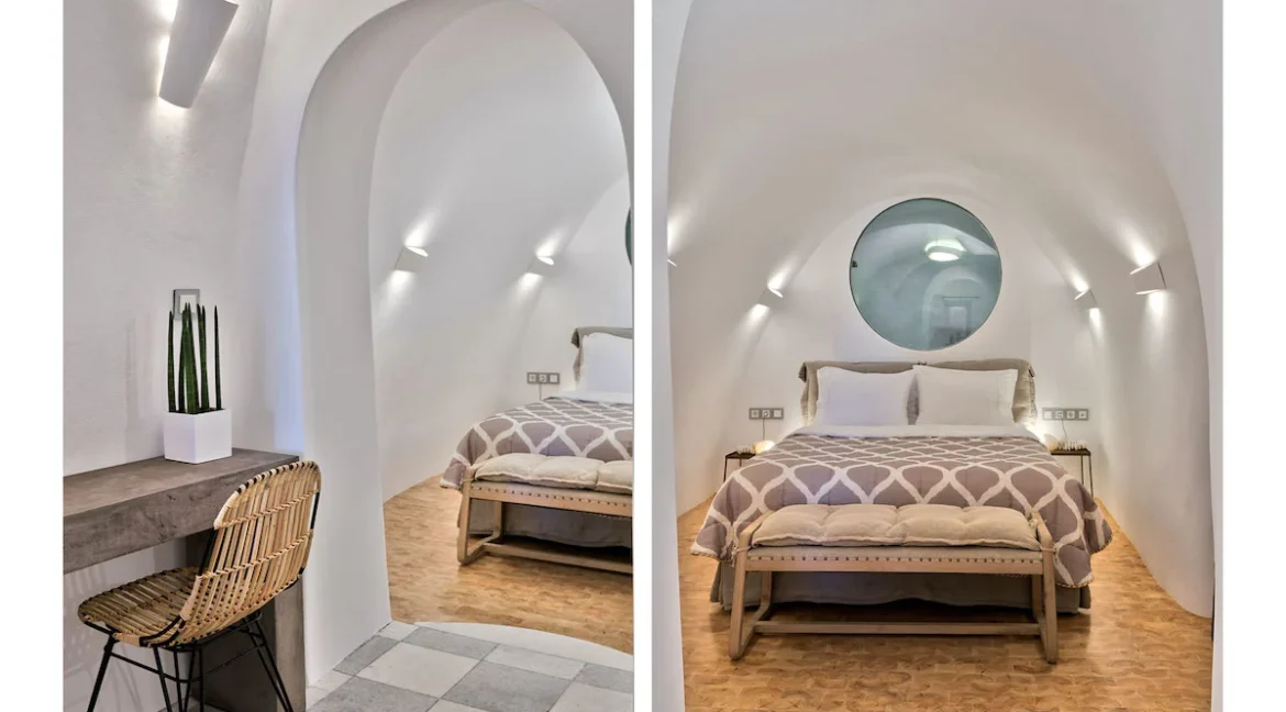 Super Lux Villa in Oia at Caldera of Santorini 5