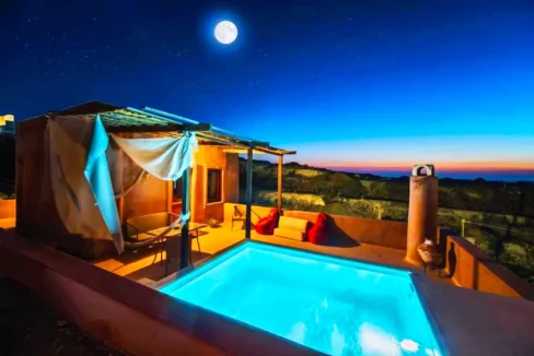 Villa at Foinikia of Oia in Santorini for sale 5