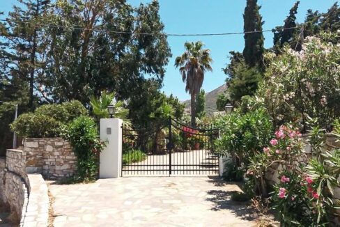 Beautiful villa Naxos island for sale, Top Properties for sale in Greek islands 1