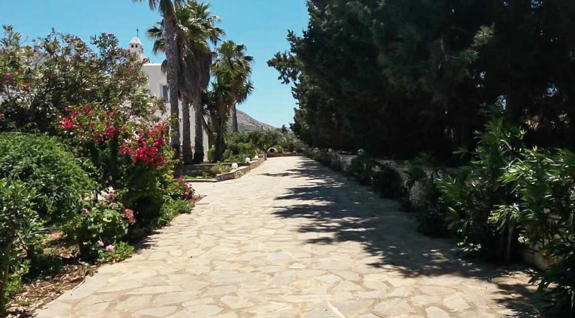 Beautiful villa Naxos island for sale, Top Properties for sale in Greek islands 2