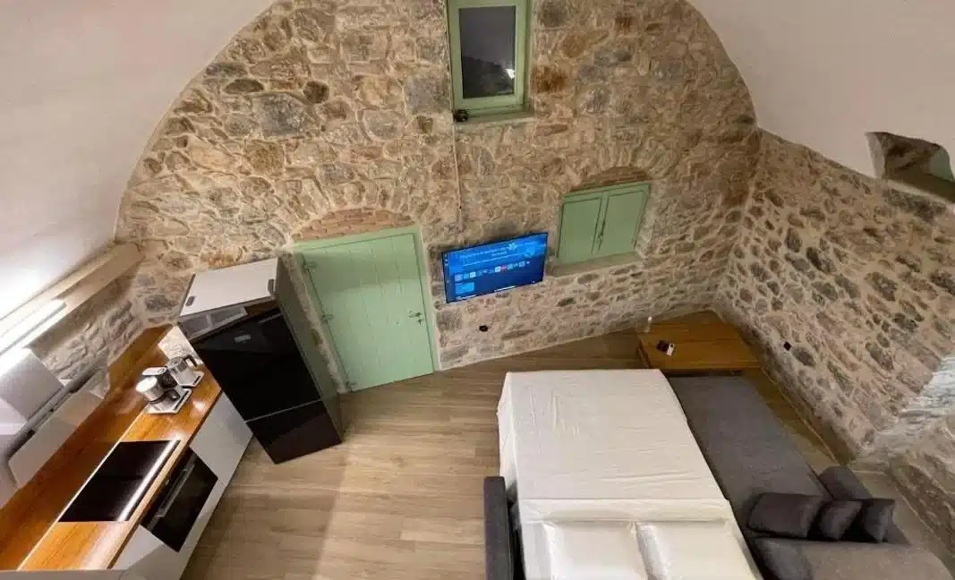 Renovated traditional stone house on a seafront location in Peloponnese 20