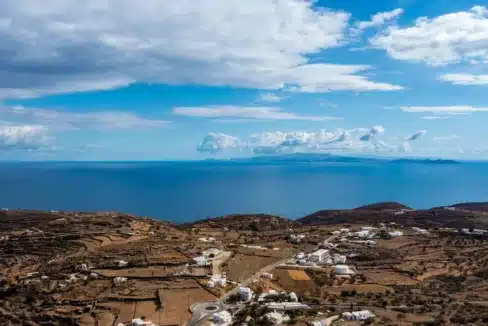 Villa for sale on Sifnos island, with Breathtaking Views 1